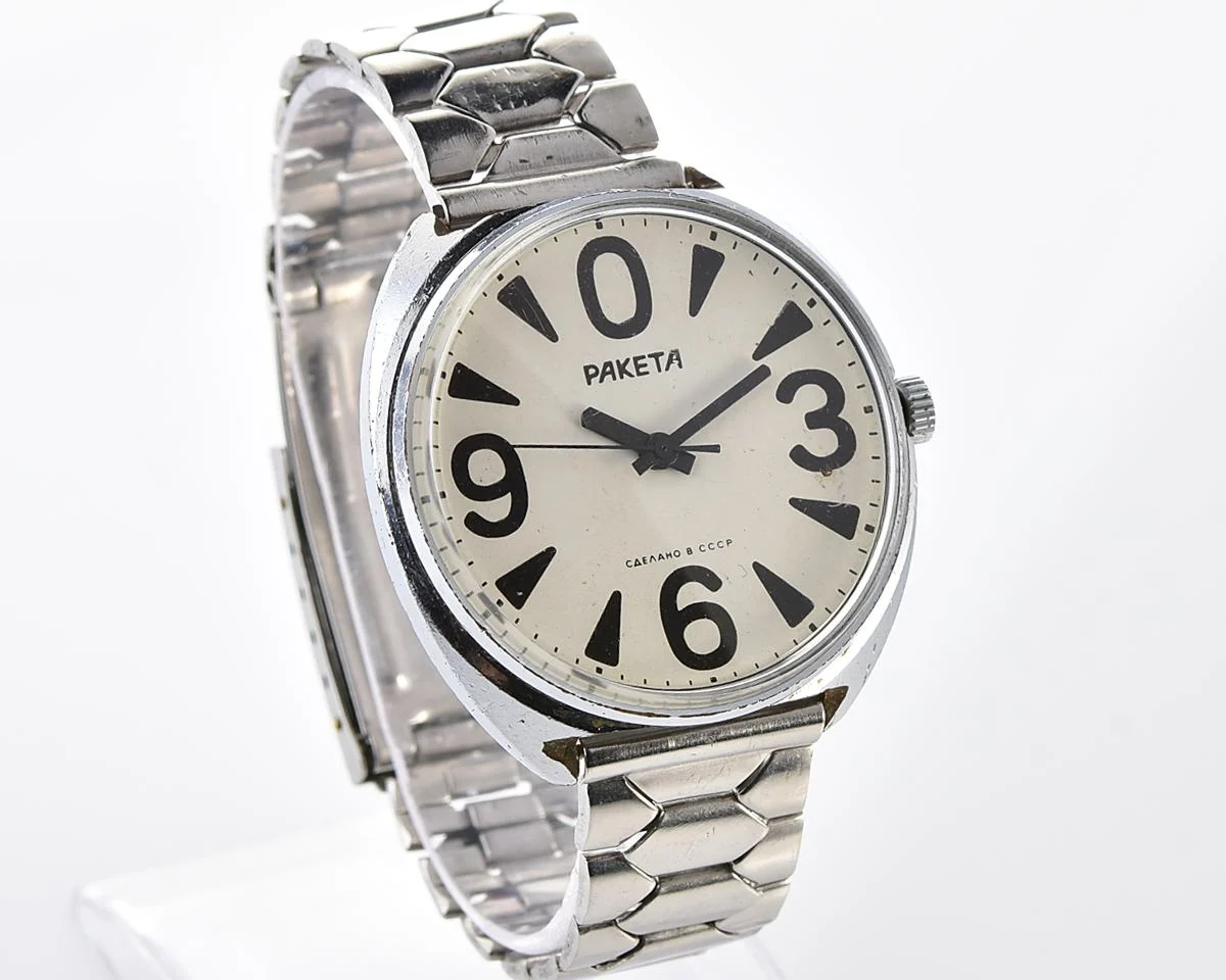 Soviet mechanical wristwatch Raketa "Big Zero"