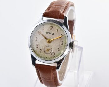 Vintage soviet mechanical RAKETA wrist watch