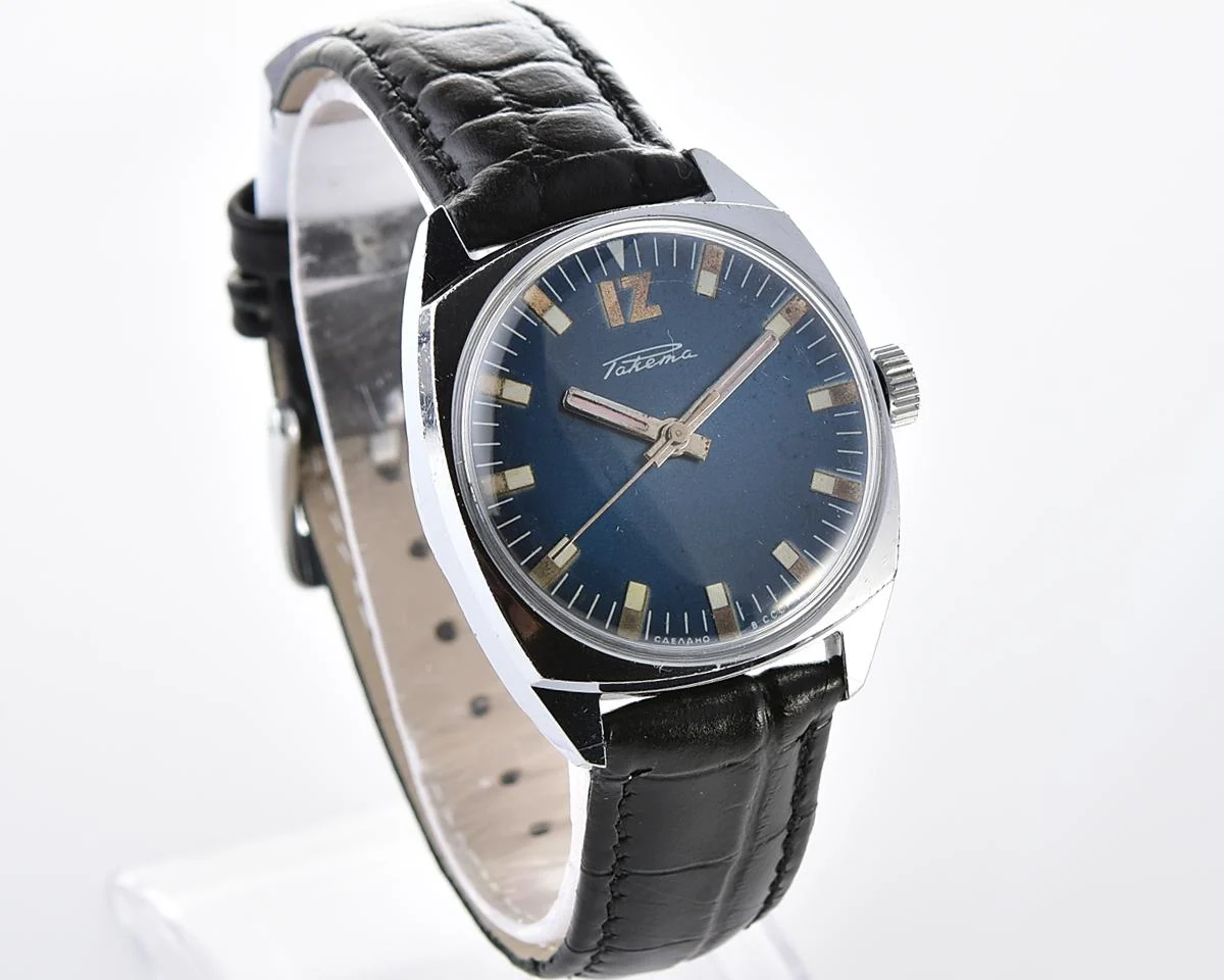 Vintage Soviet mechanical Raketa wristwatch - antimagnetic!