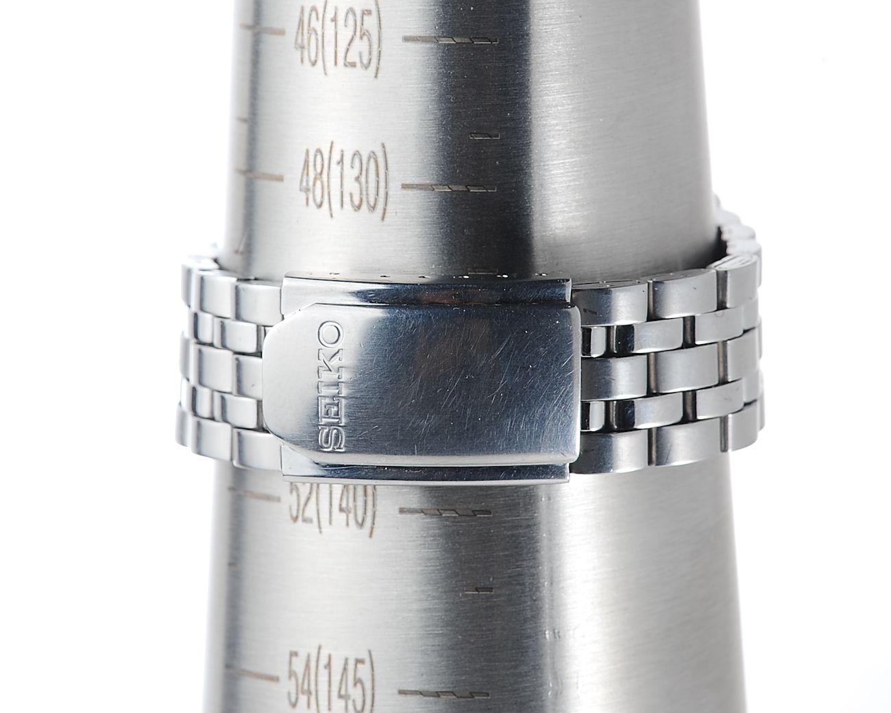 Vintage Seiko Stainless Steel Day-Date Quartz - Sleek Neo-Vintage Daily Wearer
