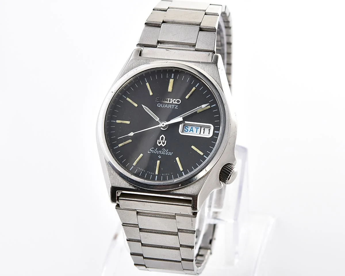 Vintage Seiko SilverWave Quartz - Classic JDM Black Dial Sports Watch from May 1979