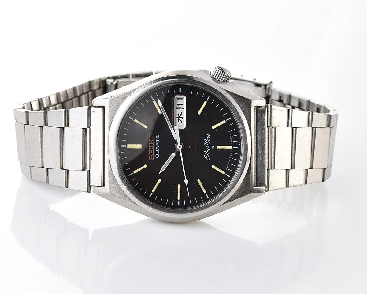 Vintage Seiko SilverWave Quartz - Classic JDM Black Dial Sports Watch from May 1979