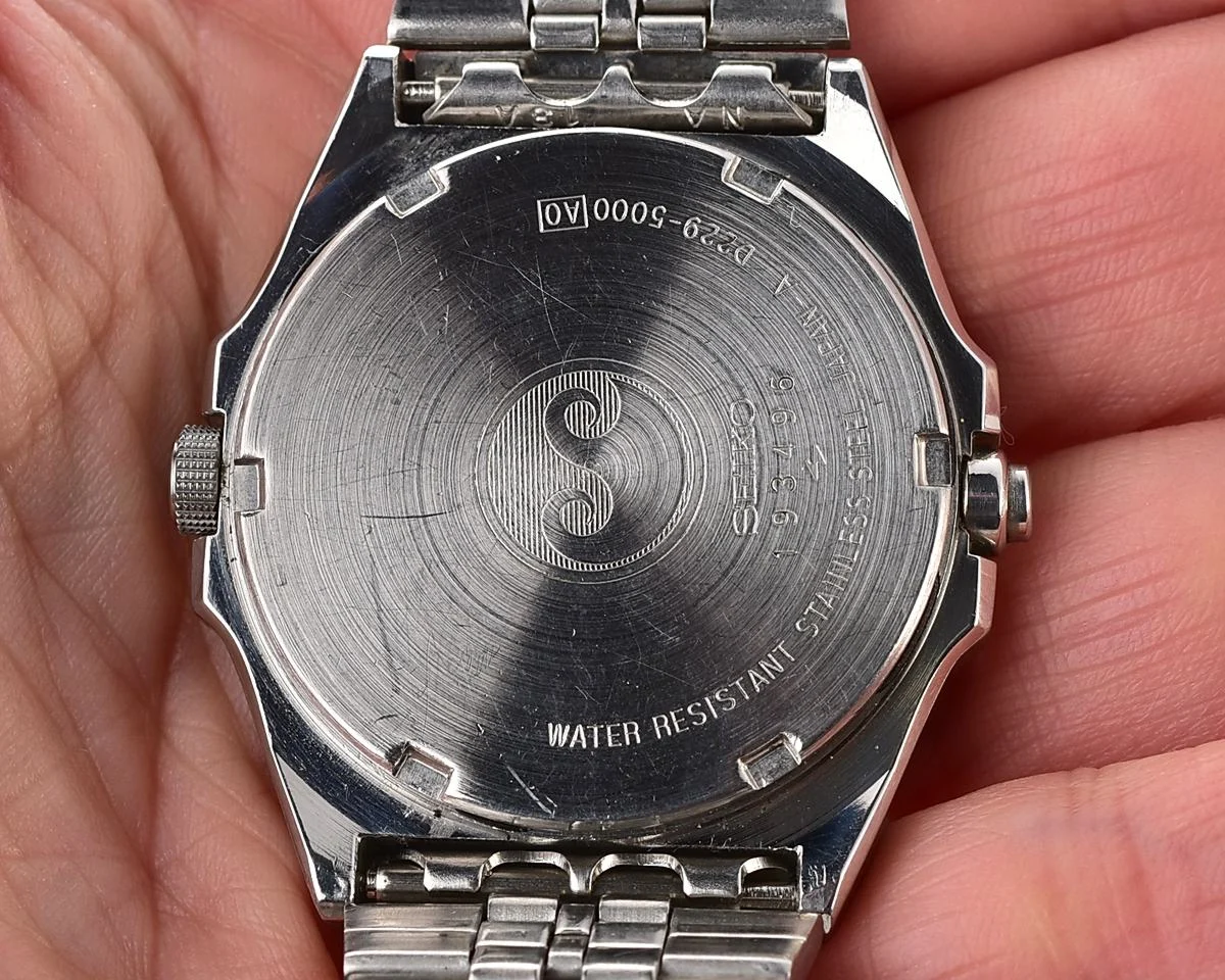 Rare Vintage Seiko SilverWave D229-5000 Dot Matrix Display - JDM Digital Innovation from September 1981!