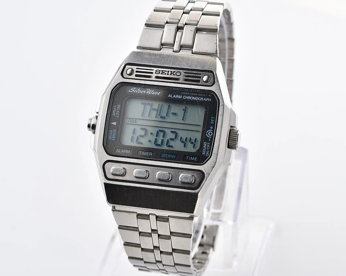 Rare Vintage Seiko SilverWave D229-5000 Dot Matrix Display - JDM Digital Innovation from September 1981!