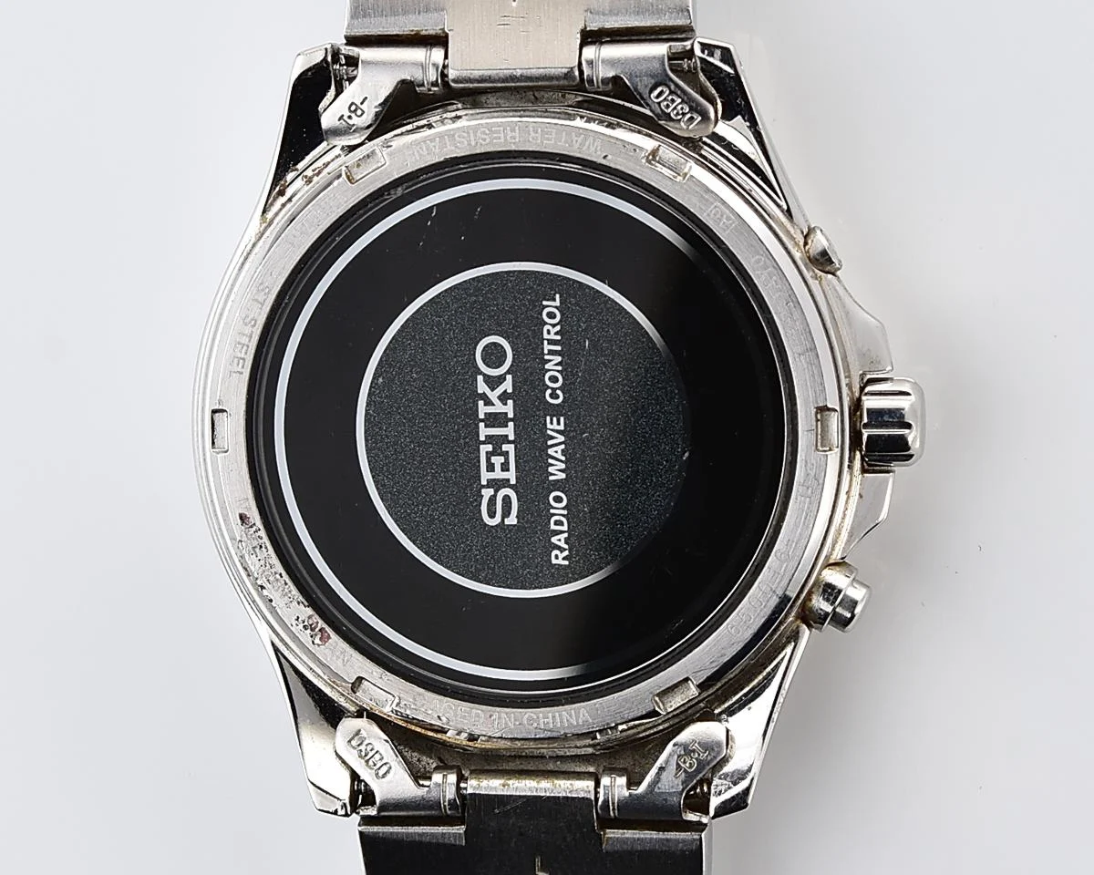 Seiko "Radio Wave Control" Solar JDM Exclusive - light-powered watch with automatic atomic time synchronization