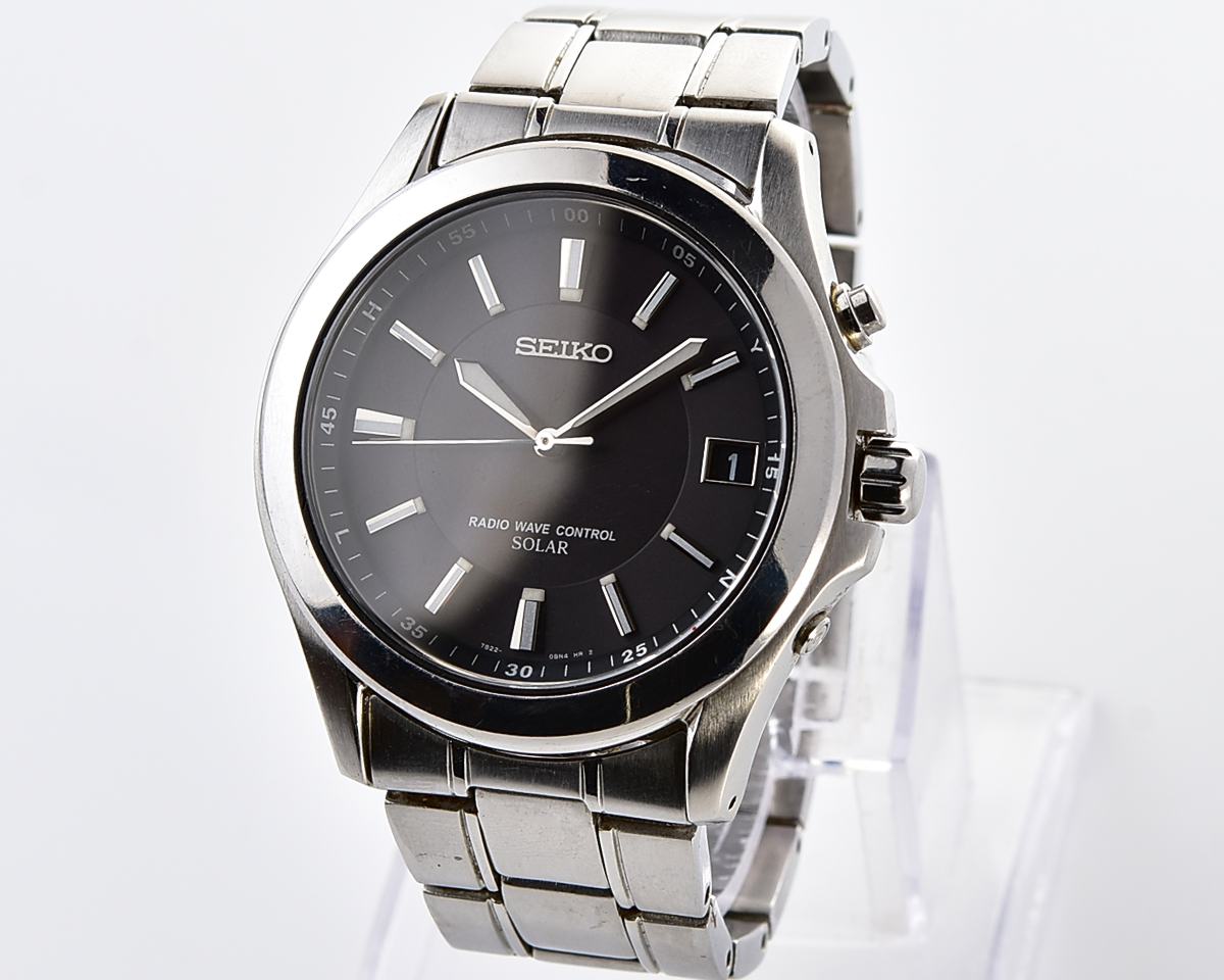 Seiko "Radio Wave Control" Solar JDM Exclusive - light-powered watch with automatic atomic time synchronization