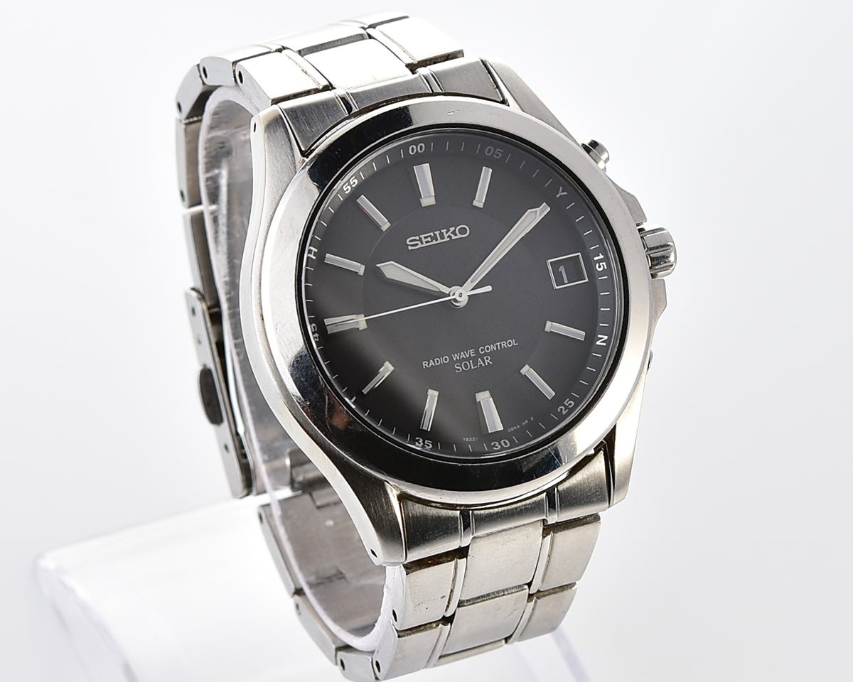 Seiko "Radio Wave Control" Solar JDM Exclusive - light-powered watch with automatic atomic time synchronization