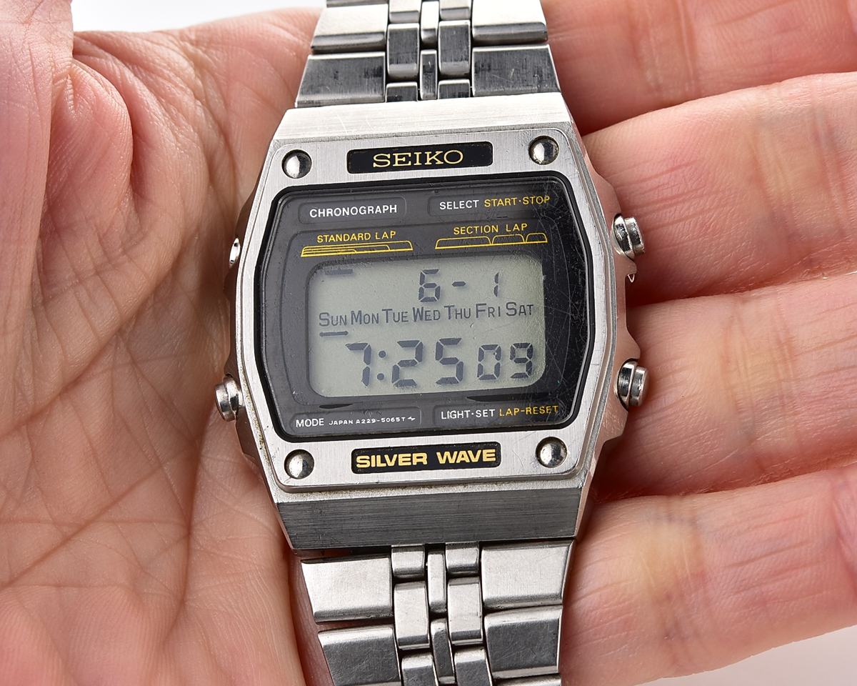 時計 SEIKO SILVER WAVE A229-5050 Vintage Seiko Silver Wave A229-5050 Digital Chronograph, from