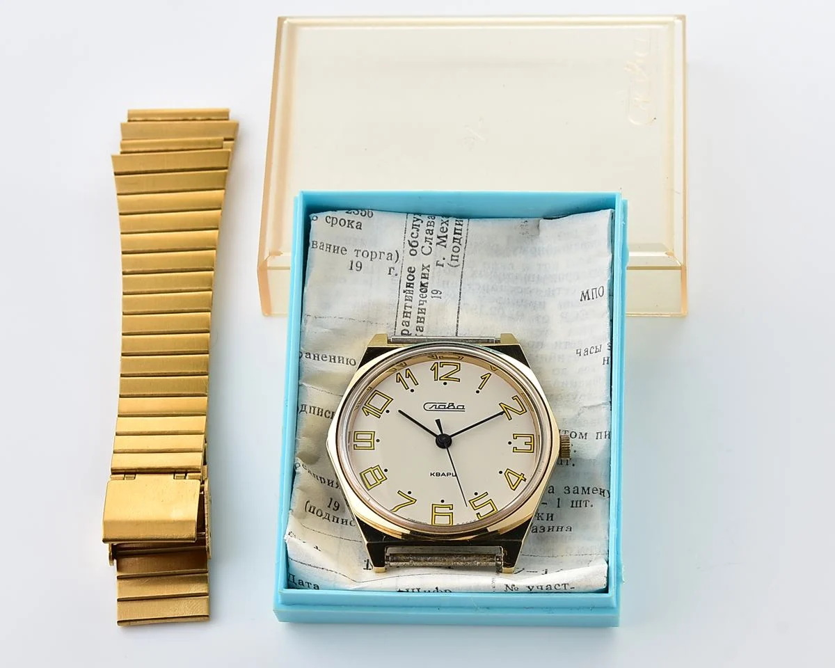TIME CAPSULE: Soviet Slava with quartz movement – New Old Stock (NOS)!