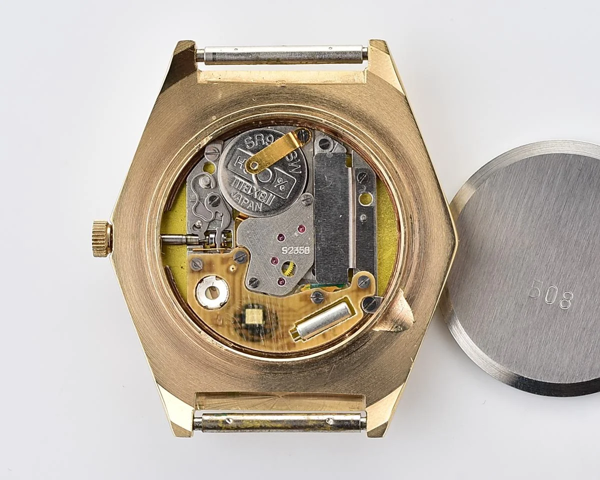 TIME CAPSULE: Soviet Slava with quartz movement – New Old Stock (NOS)!