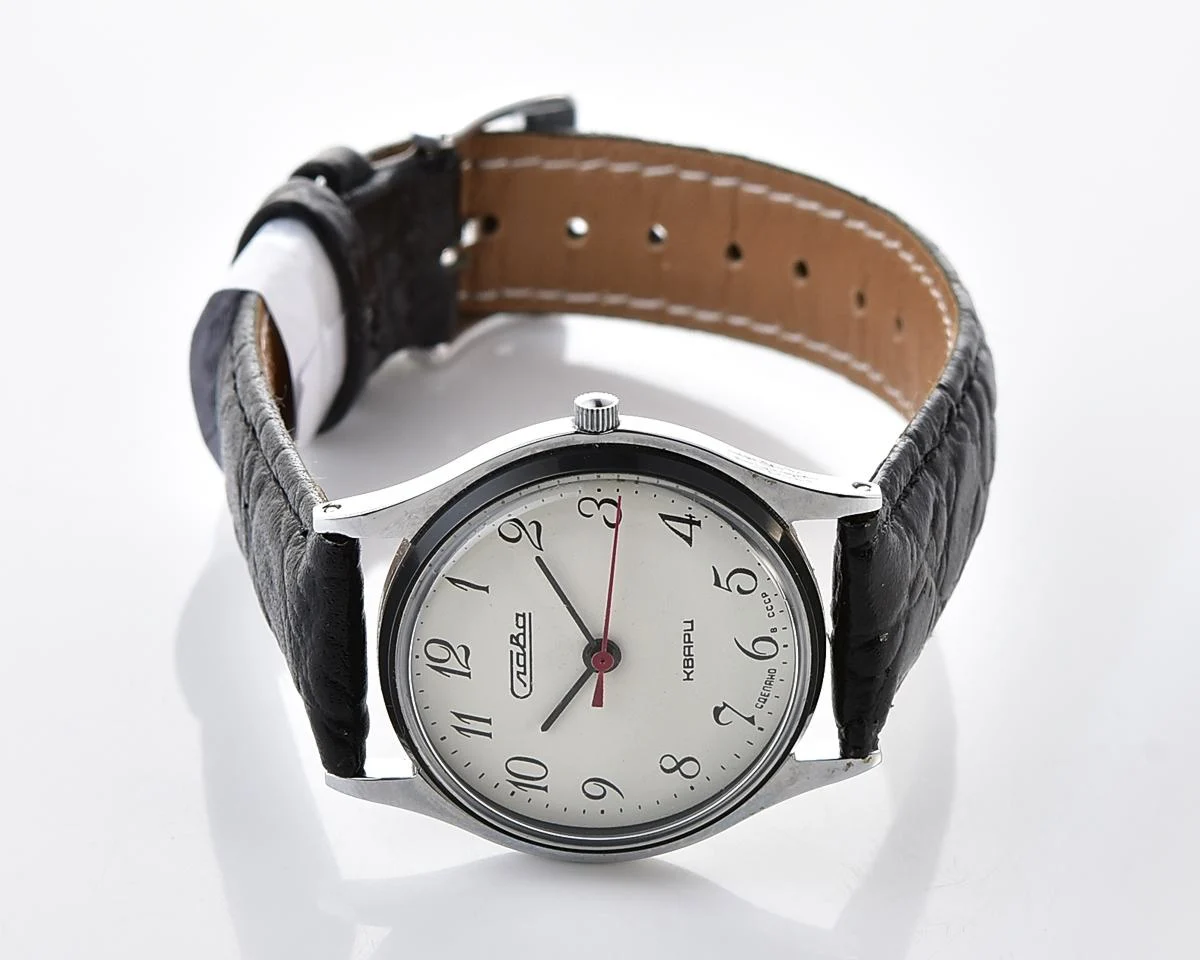 Excellent Soviet Slava wristwatch with quartz movement
