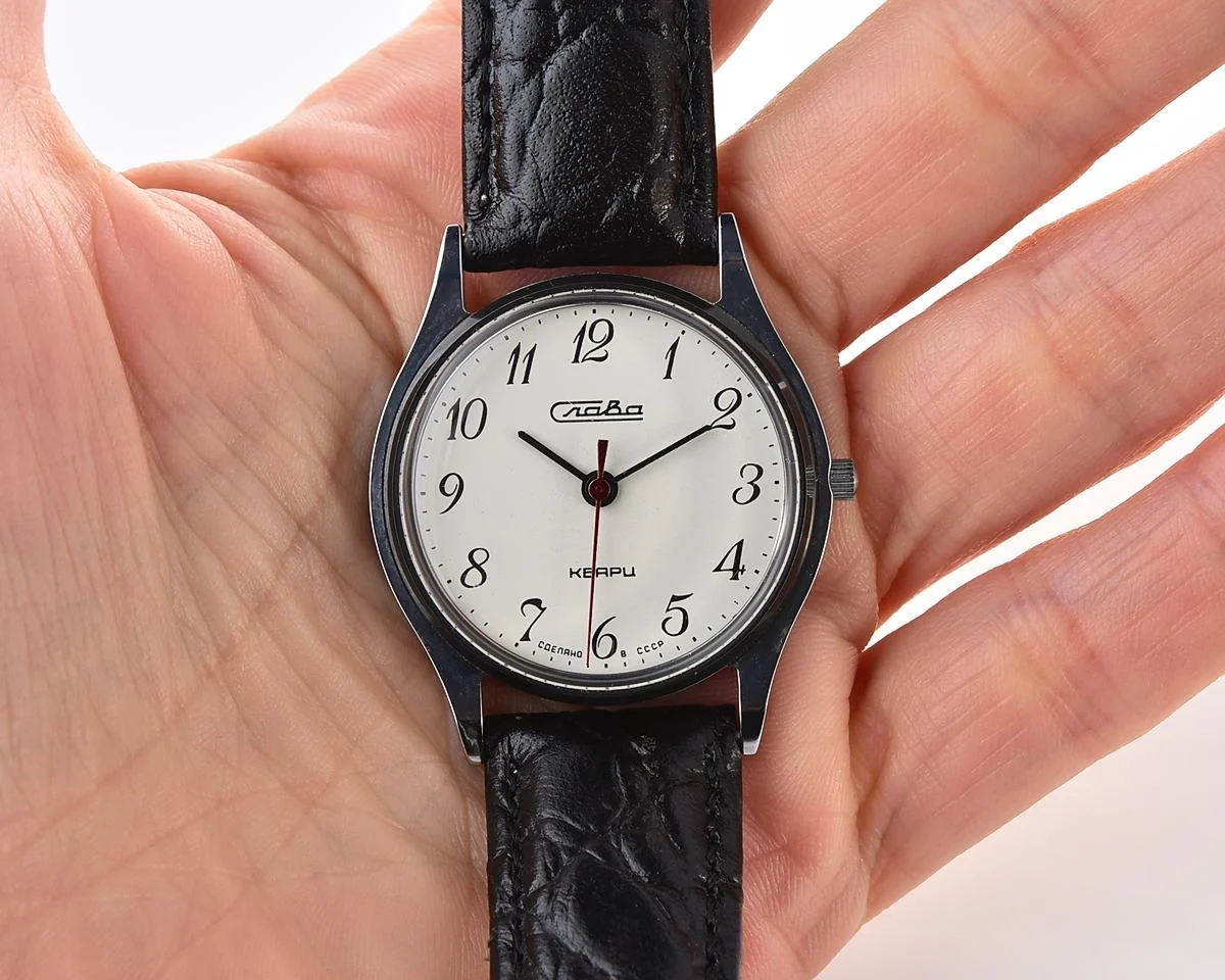 Excellent Soviet Slava wristwatch with quartz movement