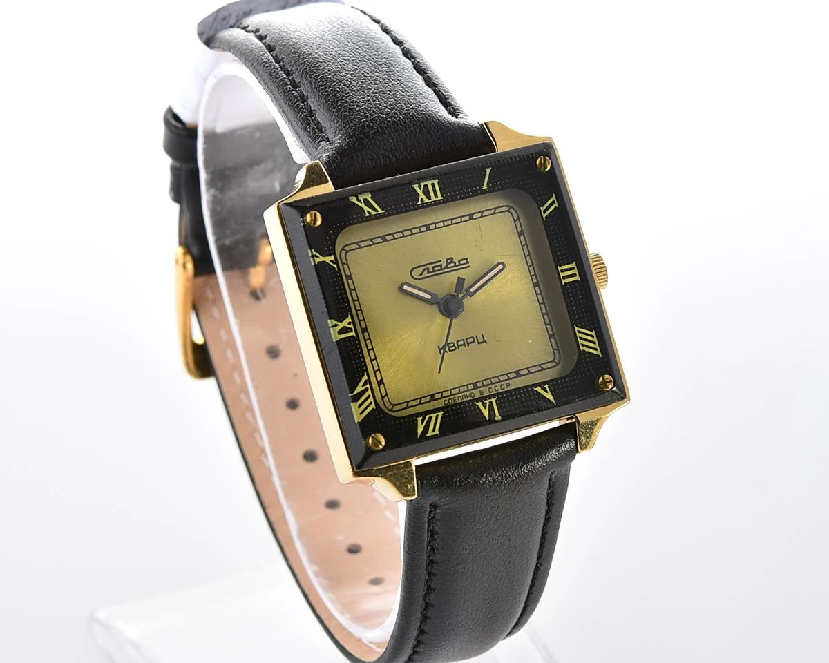 Excellent Soviet Slava quartz wristwatch - XVIII Communist Party Congress CCCP 1987 Kremlin Moskow!