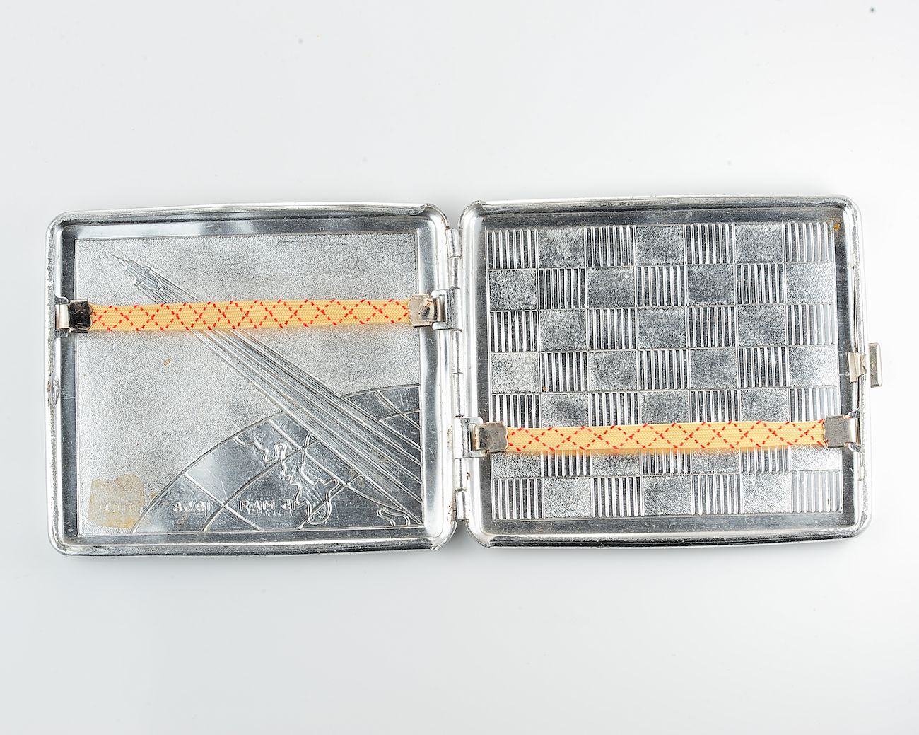 Space Rocket Sputnik-3 metal cigarette box 19028-SCS_1540