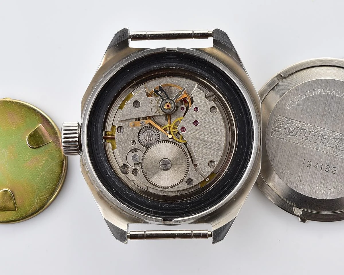 TIME CAPSULE: Mechanical watch Vostok Amphibia – New Old Stock (NOS)!