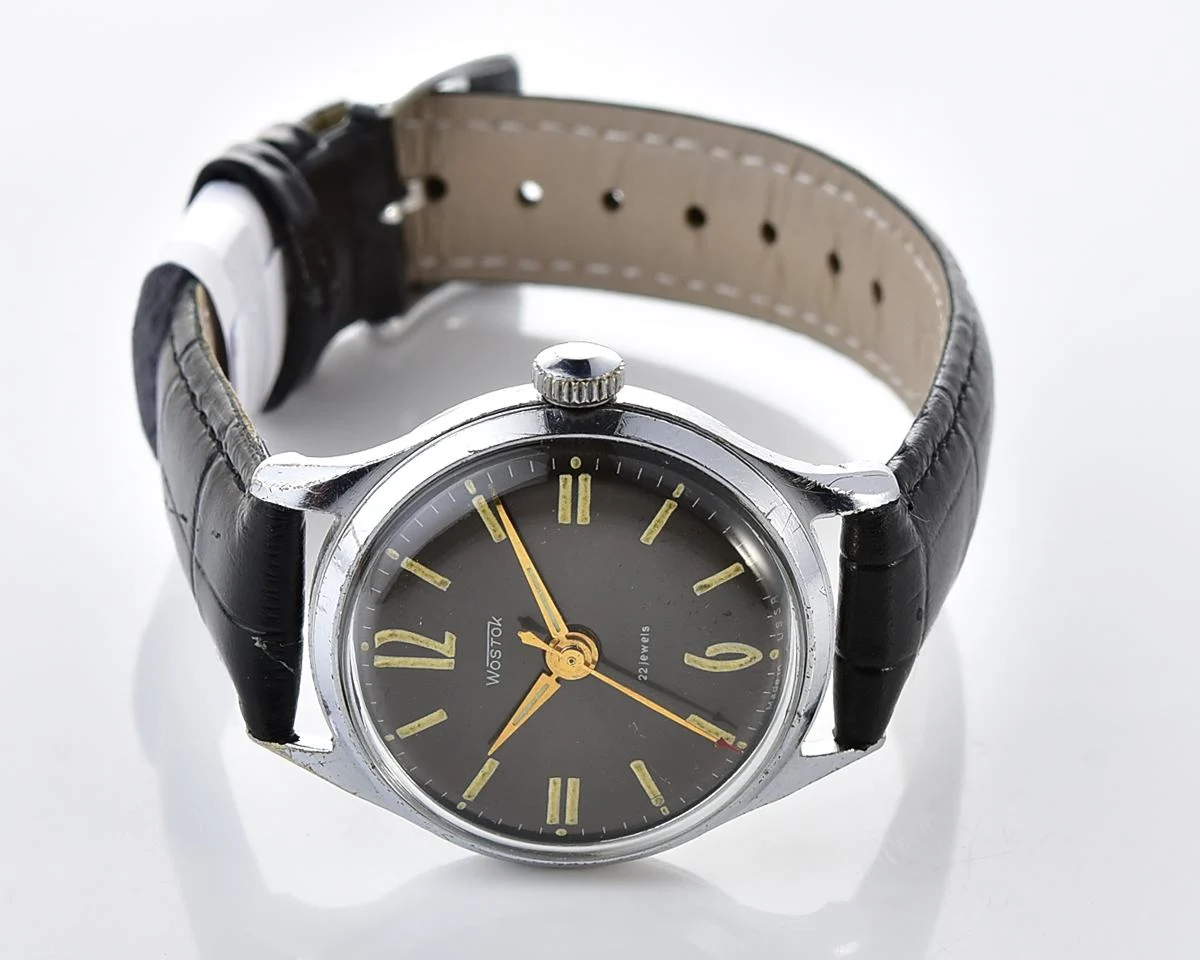 Rare Soviet Wostok (Vostok) mechanical wrist watch with 22 jewels precision movement
