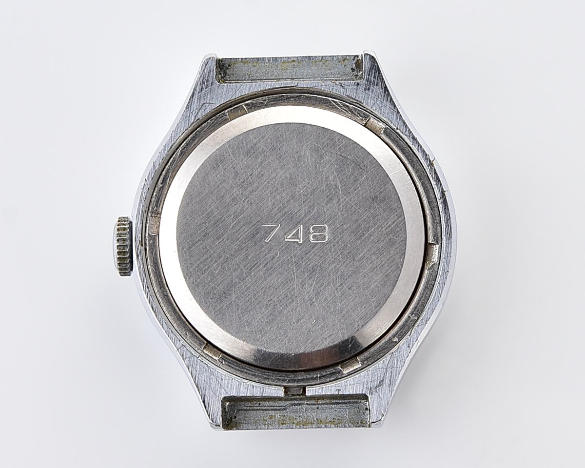 TIME CAPSULE: ZARIA wristwatch for ladies with quartz movement - with box and passport!