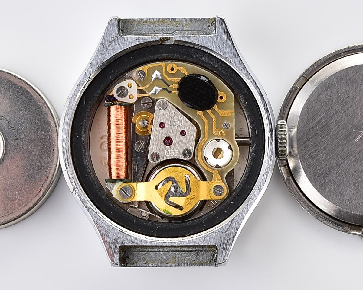TIME CAPSULE: ZARIA wristwatch for ladies with quartz movement - with box and passport!