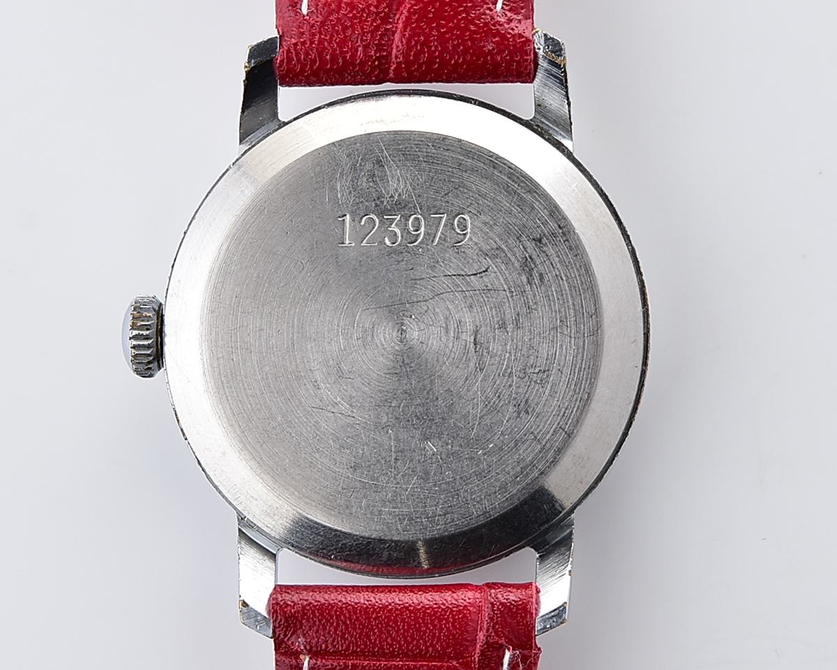 ZiM soviet mechanical wrist watch with crimson dial