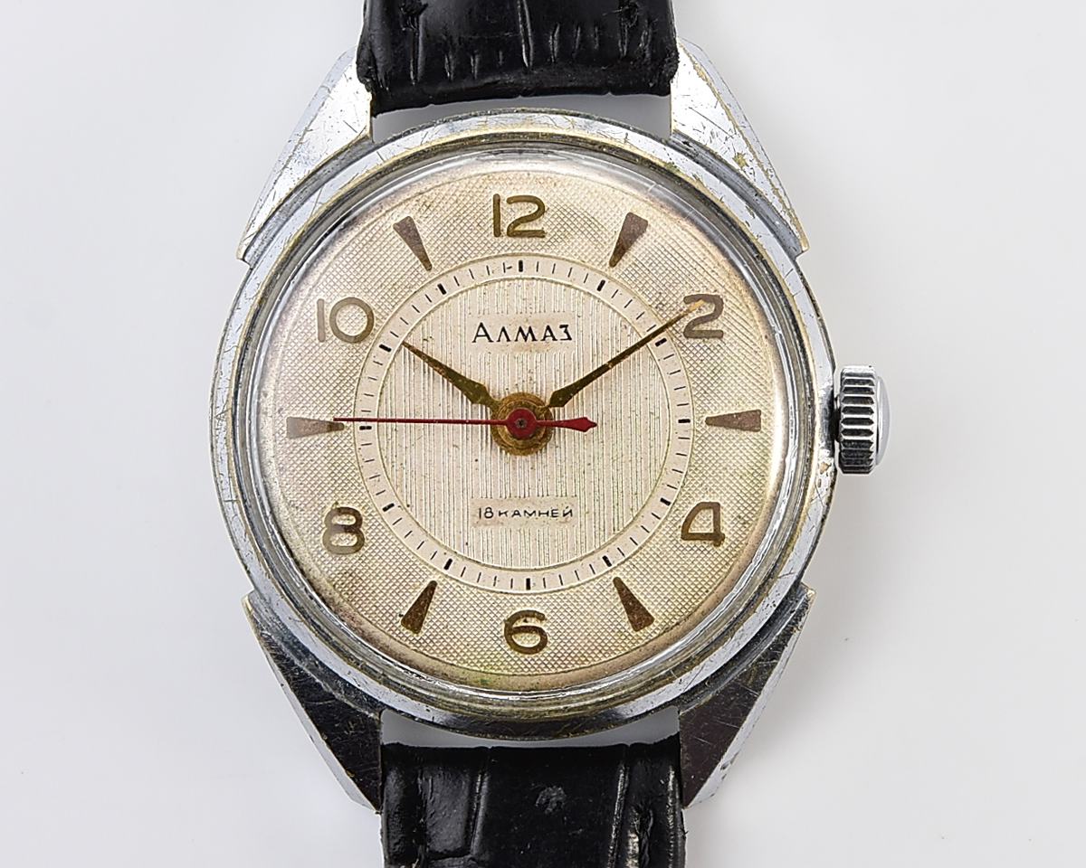 Vintage soviet ALMAZ mechanical wristwatch