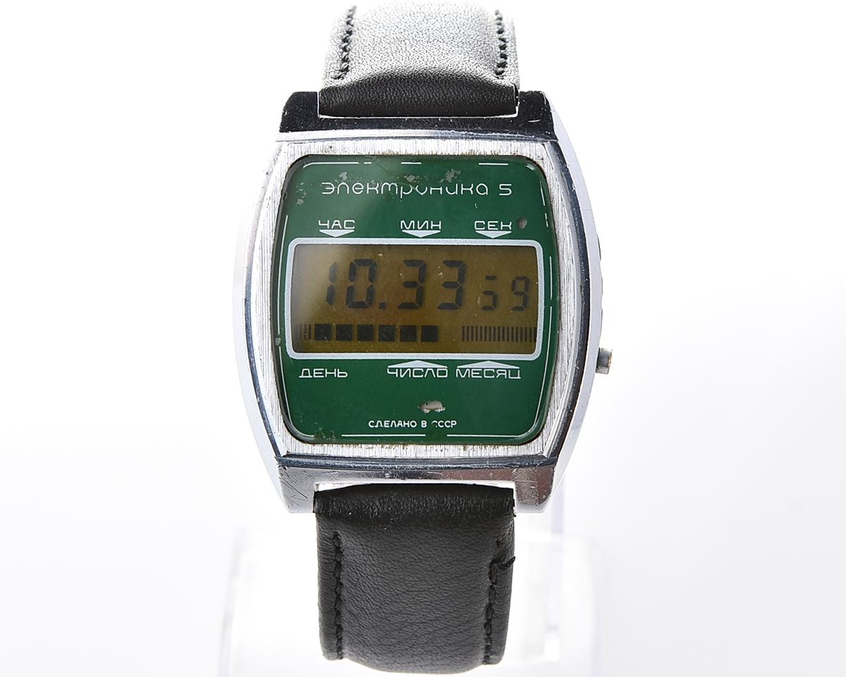 Large vintage USSR digital watch Electronika 5