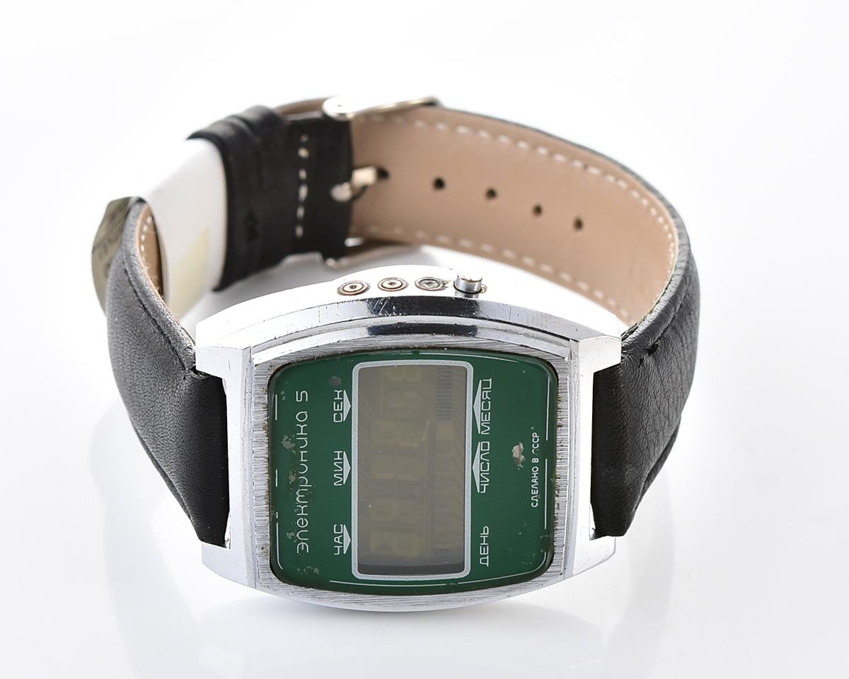 Large vintage USSR digital watch Electronika 5