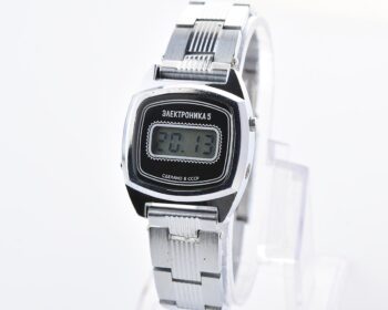 Digital vintage USSR wristwatch Electronika with stainless steel bracelet for ladies