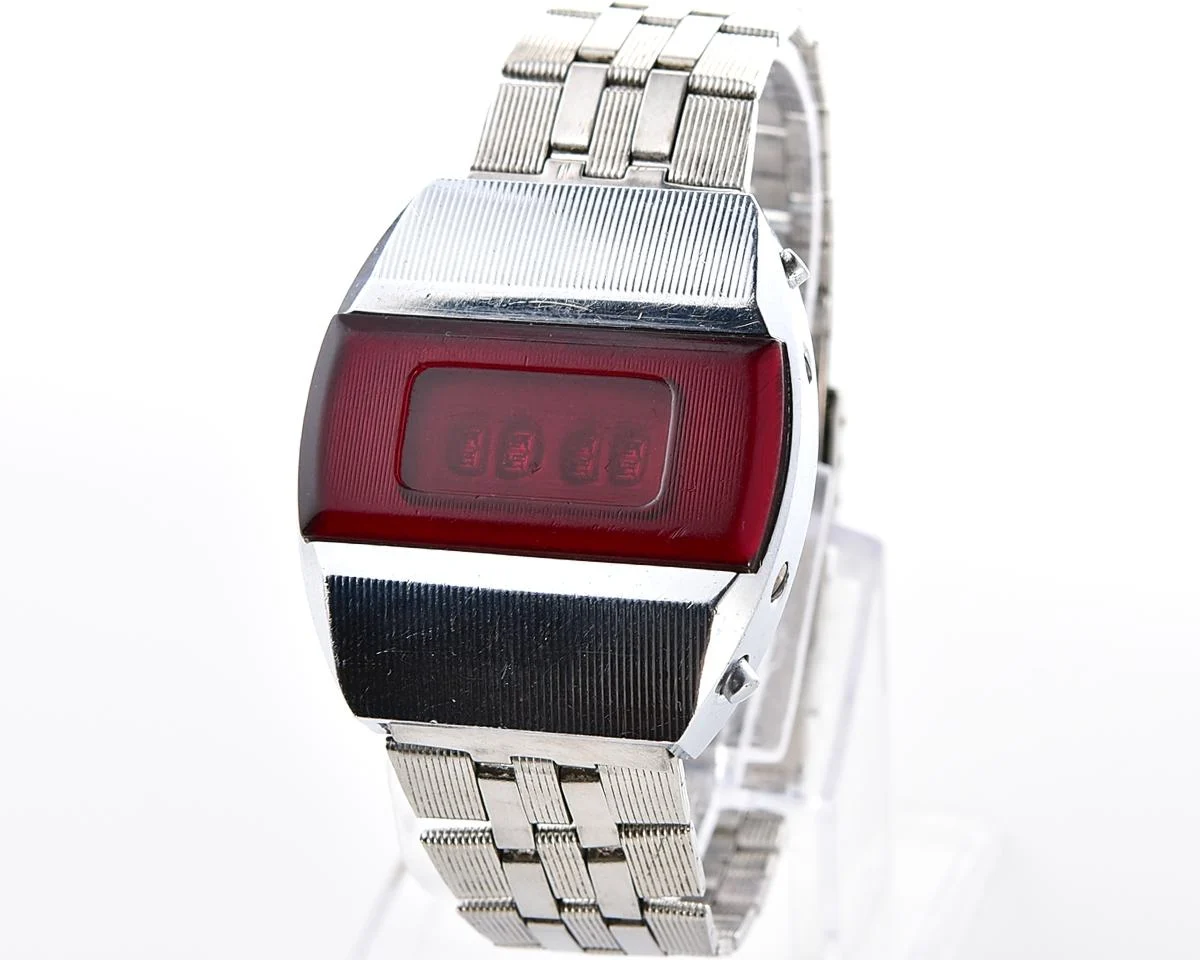 First Red LED Digital Vintage USSR Wristwatch Electronika E-1 Pulsar!