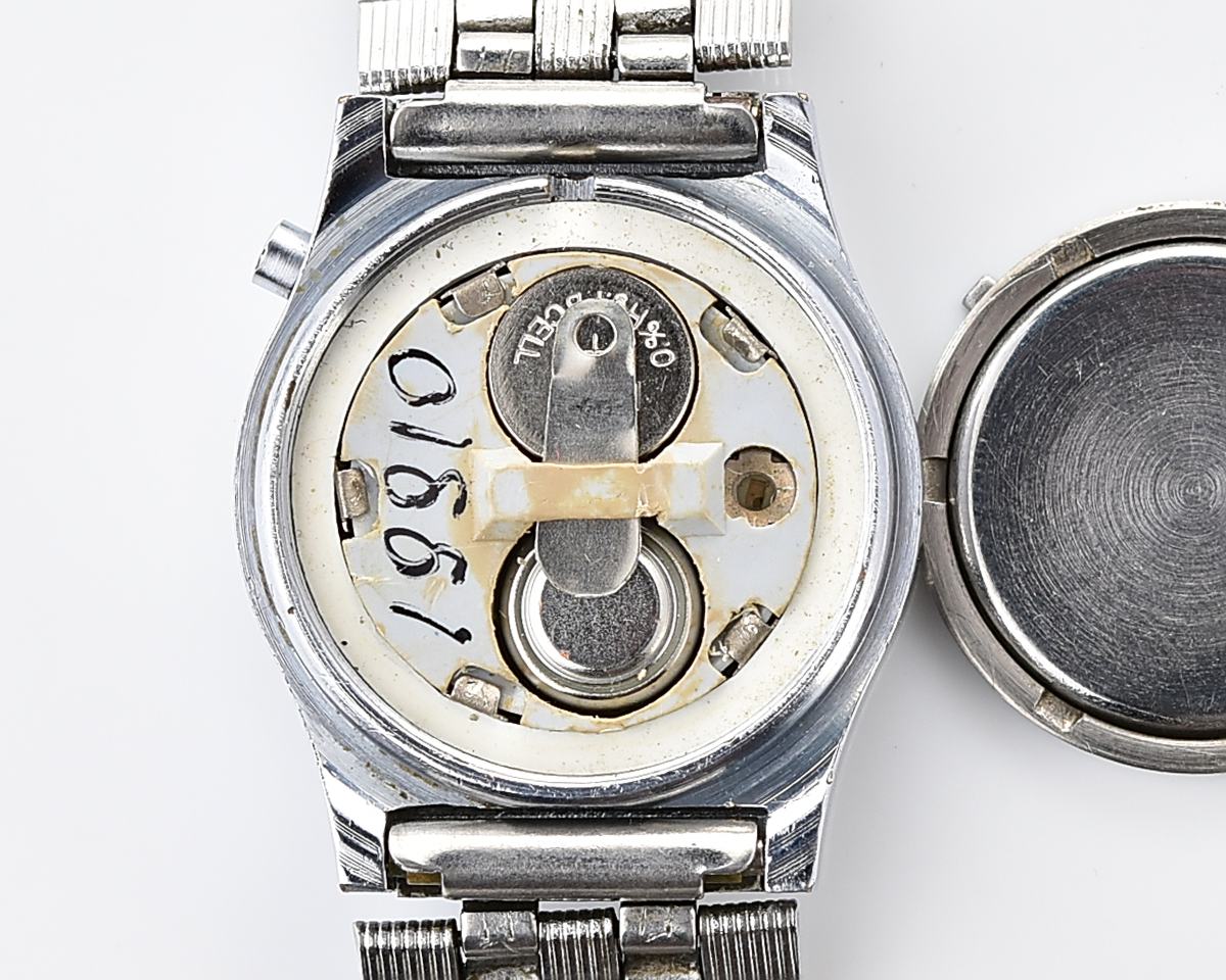 Digital vintage USSR ladies wristwatch Electronika-5 with stainless steel bracelet