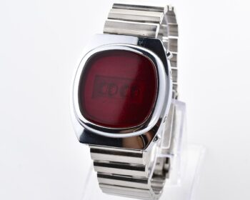 First RED LED Digital Vintage USSR wristwatch Electronika E-1 "illuminator" Pulsar!