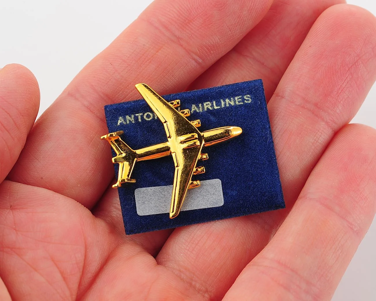 GIFTSHOP Mriya pin 19314-SCS_1816