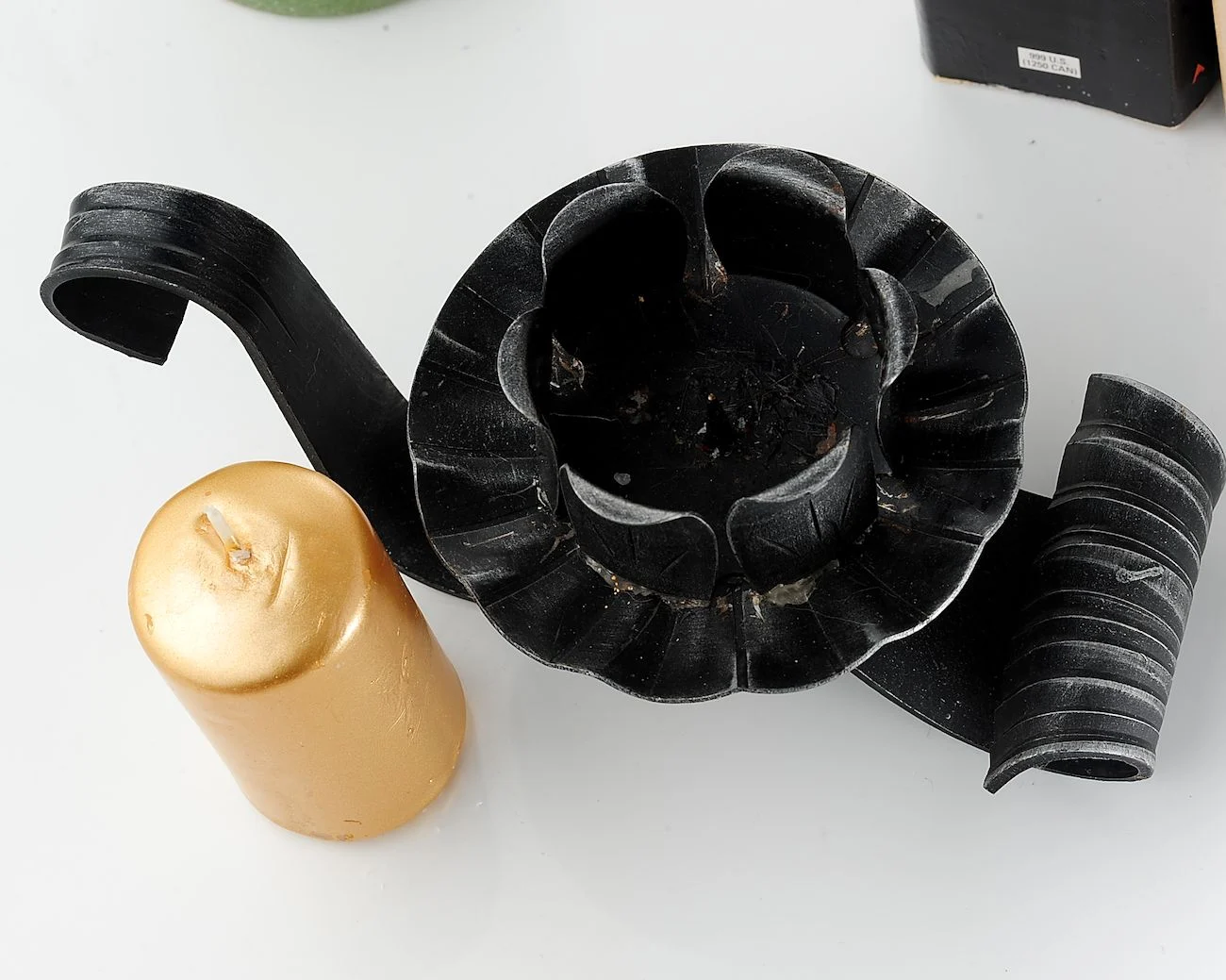 Vintage Soviet Wrought Iron Style Candle Holder – Black Metal Tulip Petal Candlestick