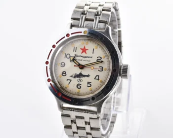 Soviet Vostok Amphibia mechanical watch – Komandirskie Submarine!