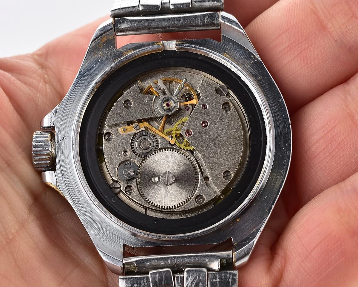 Vostok Komandirskie paratroopers mechanical wristwatch for airborn troops