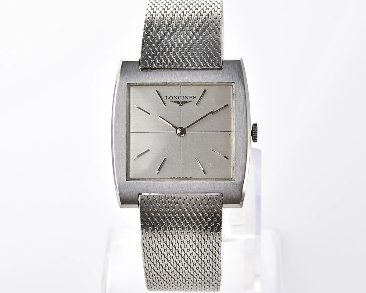 Longines Dress watch with Ultra-Slim Cushion Case with Original Factory Mesh Bracelet from 1970