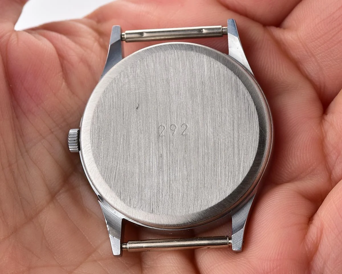 TIME CAPSULE: Soviet Luch quartz watch - New Old Stock (NOS)!