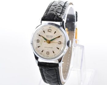 Excellent MOSKVA soviet vintage mechanical watch