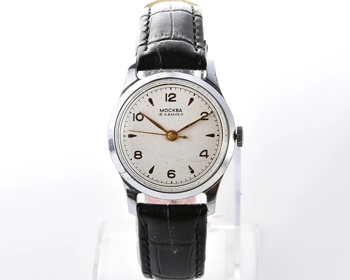 Excellent Moskva Soviet vintage mechanical watch