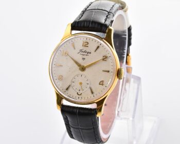 Vintage gold-plated soviet mechanical POBEDA, 2MChZ from the 1950s