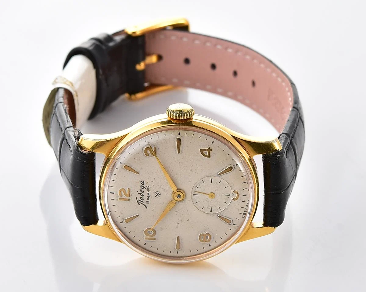 Vintage gold-plated Soviet mechanical Pobeda, 2MChZ from the 1950s