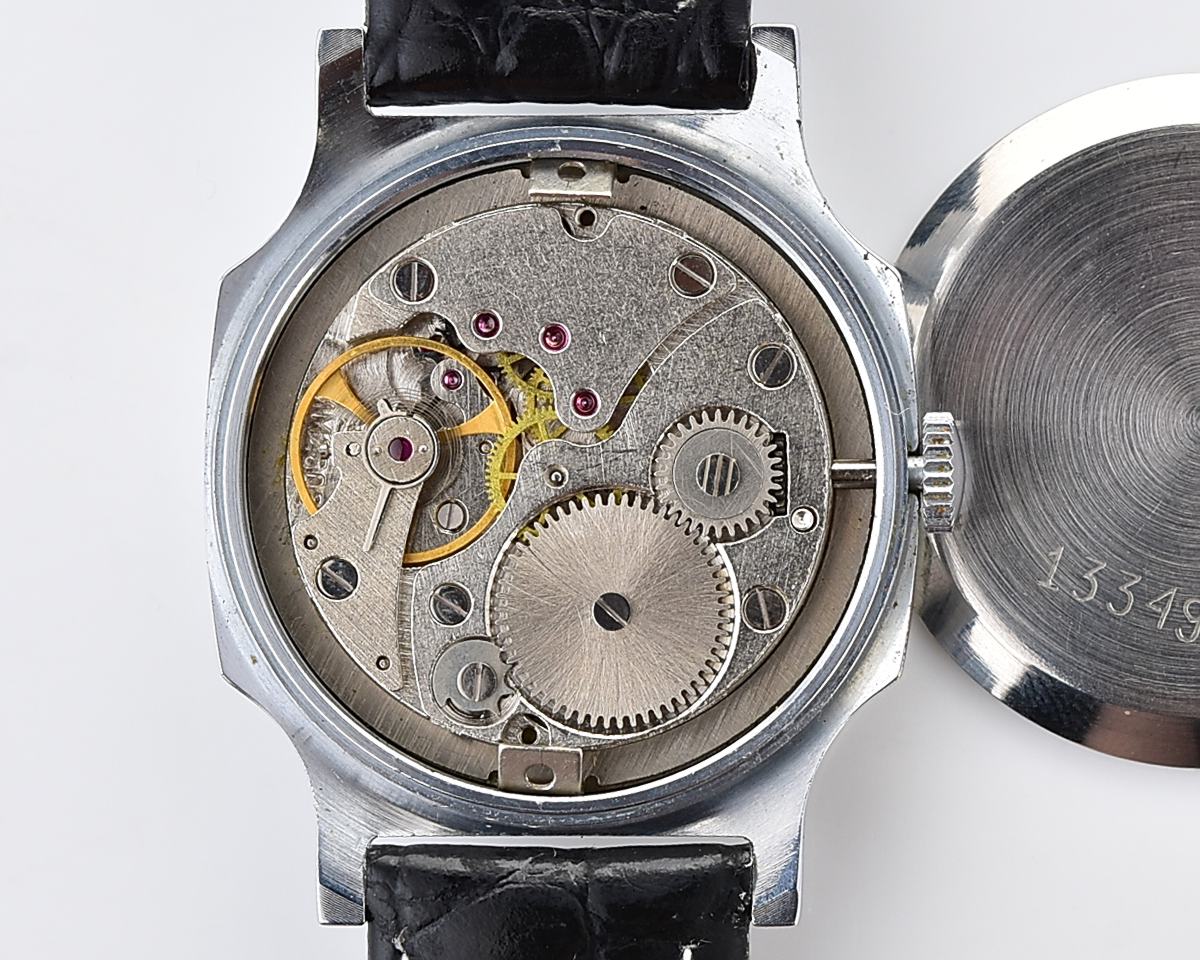 Soviet POBEDA mechanical wristwatch
