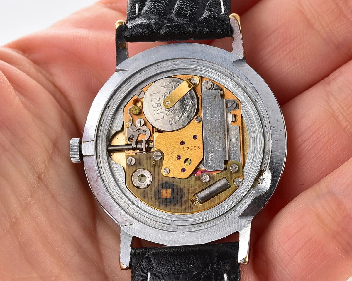 Vintage Soviet Luch quartz watch - 1937 Soviet Transpolar Flight!