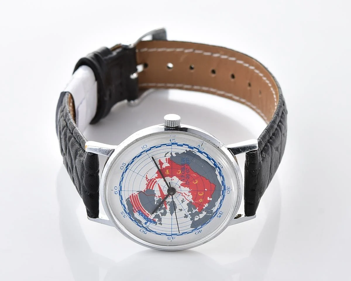Vintage Soviet Luch quartz watch - 1937 Soviet Transpolar Flight!