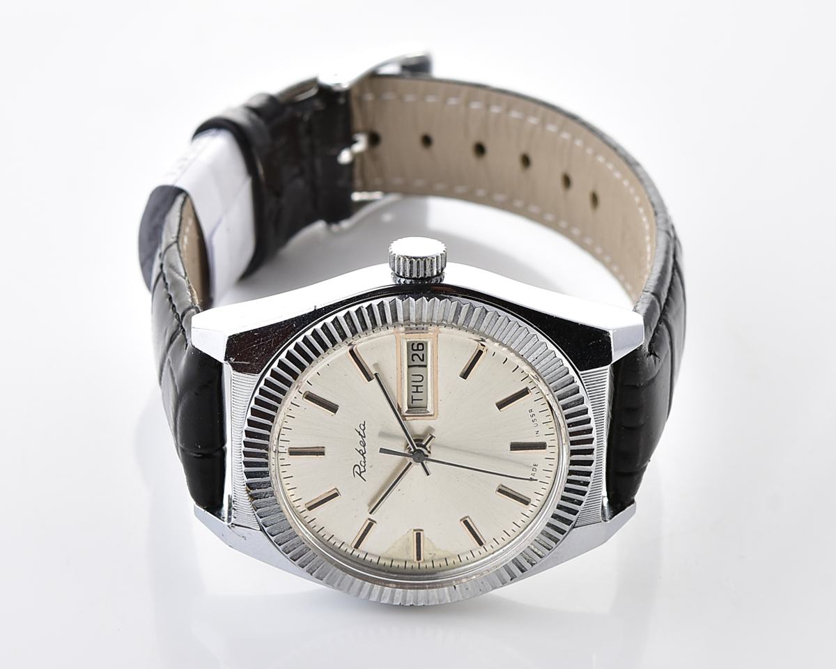 RAKETA vintage mechanical wristwatch with double calendar