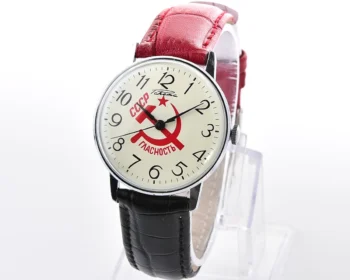 Raketa elegant vintage mechanical watch - CCCP hammer & sickle!