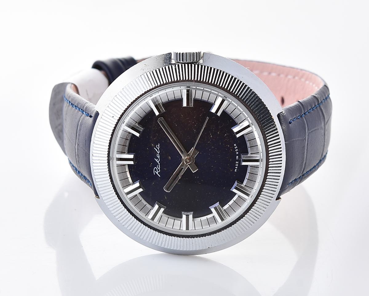 Vintage soviet RAKETA mechanical wristwatch