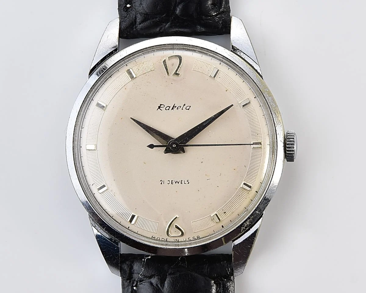 Excellent Raketa Baltica vintage Soviet mechanical watch