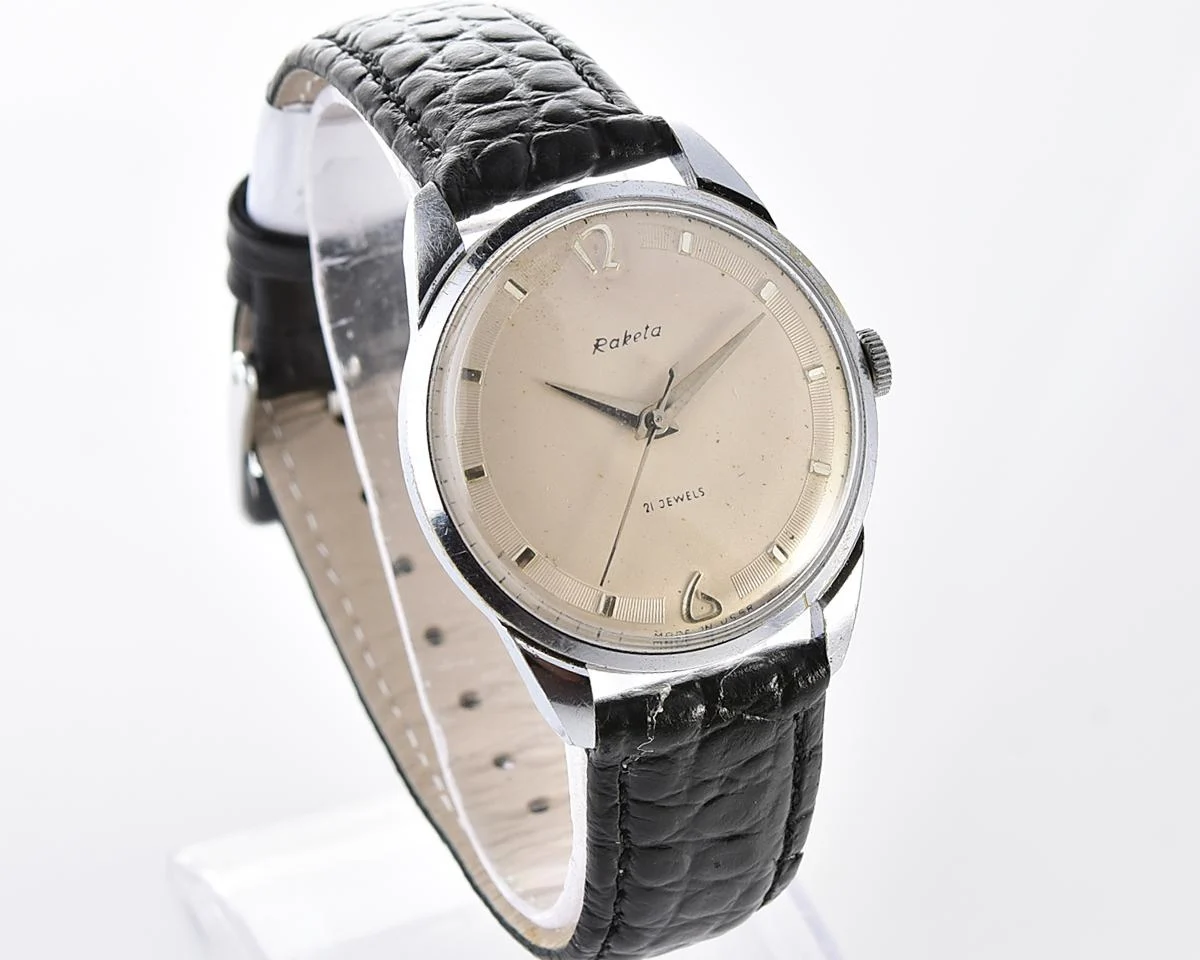 Excellent Raketa Baltica vintage Soviet mechanical watch