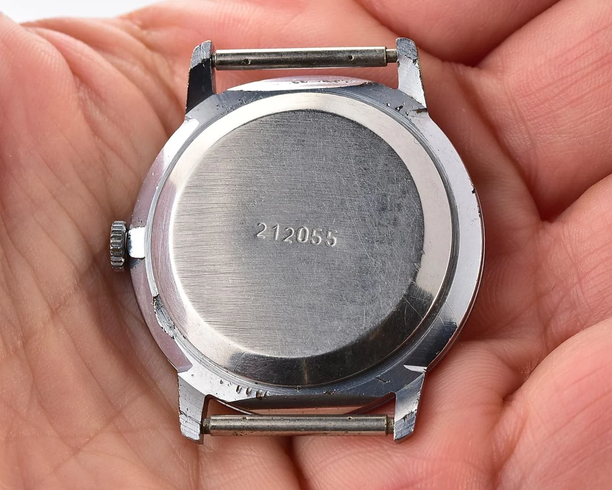 TIME CAPSULE: Vintage Soviet Raketa mechanical wristwatch - complete with it's box and passport!