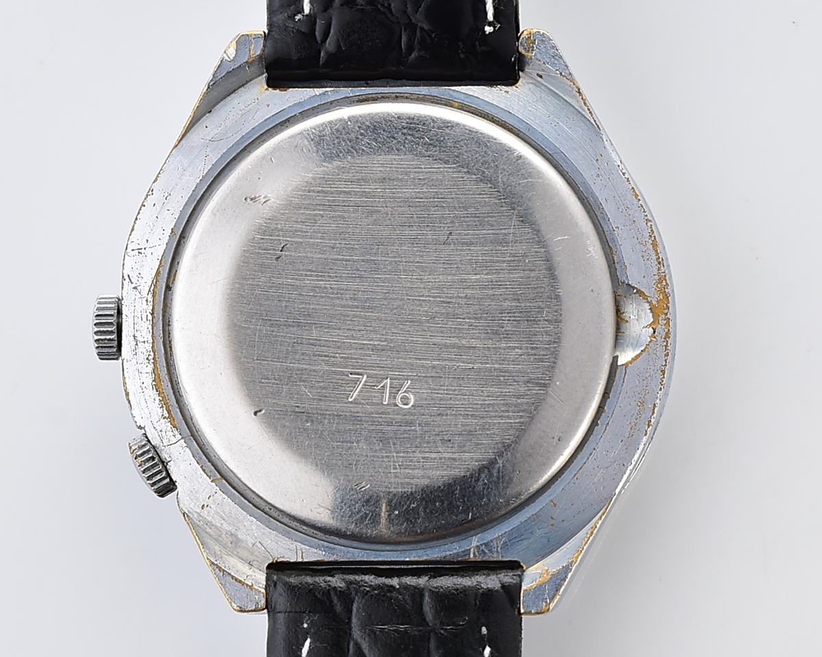 Soviet RAKETA perpetual calendar mechanical watch with rare Officer's dial!